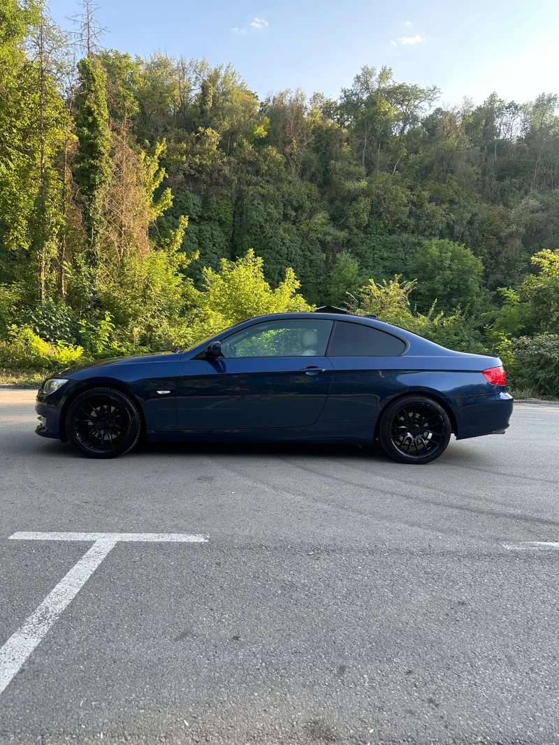 BMW 320, снимка 4 - Автомобили и джипове - 52032274