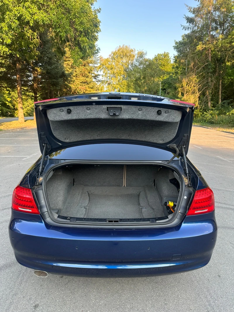 BMW 320, снимка 12 - Автомобили и джипове - 52032274