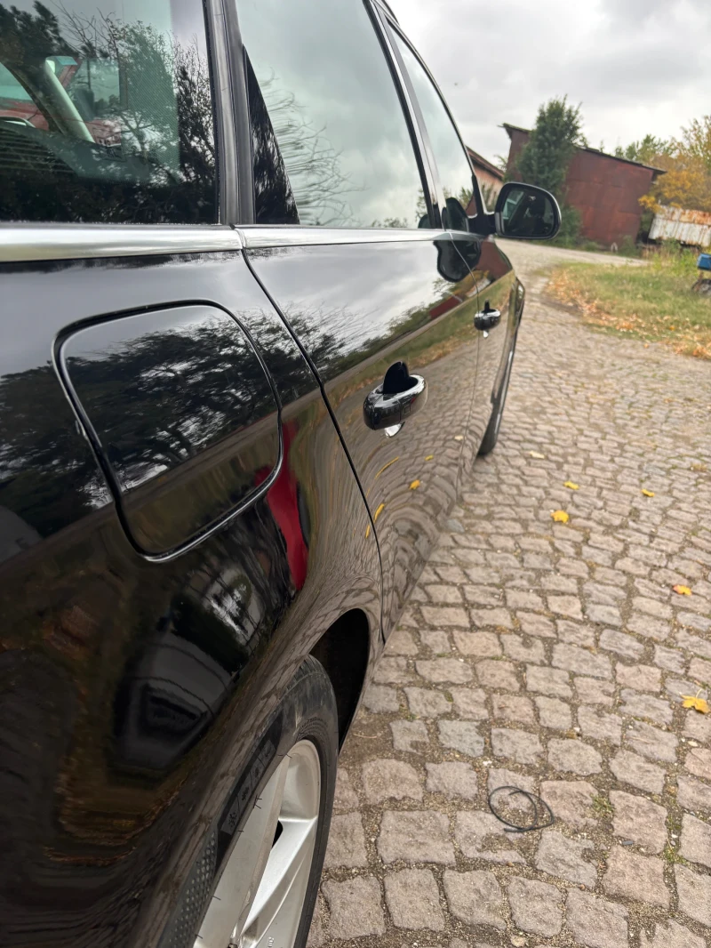 Audi A4 2.0TDI, снимка 2 - Автомобили и джипове - 52098223