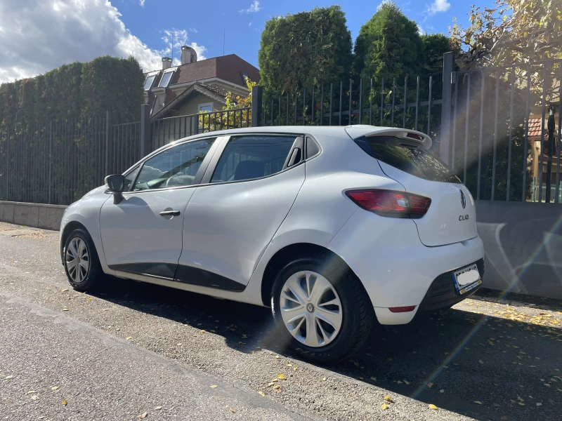 Renault Clio IV 1.2 73hp, снимка 4 - Автомобили и джипове - 52194626