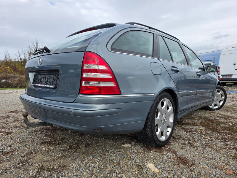 Mercedes-Benz C 350 3.5i ГАЗ 4 matic, снимка 4 - Автомобили и джипове - 52199445