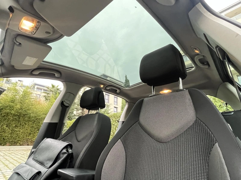 Peugeot 308, снимка 12 - Автомобили и джипове - 52457532
