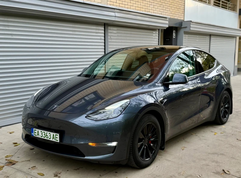 Tesla Model Y Performance , снимка 2 - Автомобили и джипове - 52513301