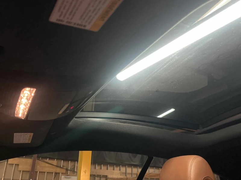 Mercedes-Benz E 450 * CARFAX * ЦЕНА ДО БГ, снимка 11 - Автомобили и джипове - 53059801