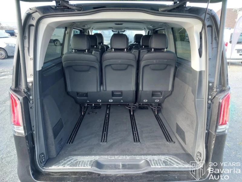 Mercedes-Benz V 300 d Extralang 4Matic Avantgarde, снимка 13 - Автомобили и джипове - 53582975