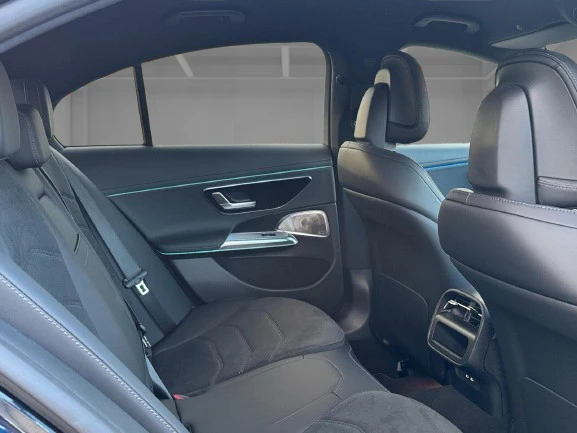 Mercedes-Benz E 300 e = AMG Line = Premium Гаранция, снимка 9 - Автомобили и джипове - 52948924