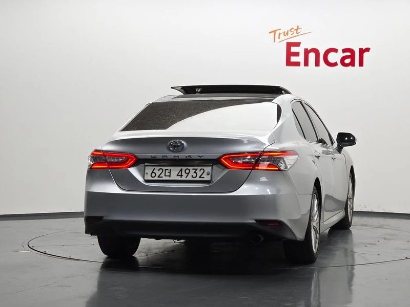 Toyota Camry 2.5 A25A-FKS Automatic, снимка 4 - Автомобили и джипове - 55662515