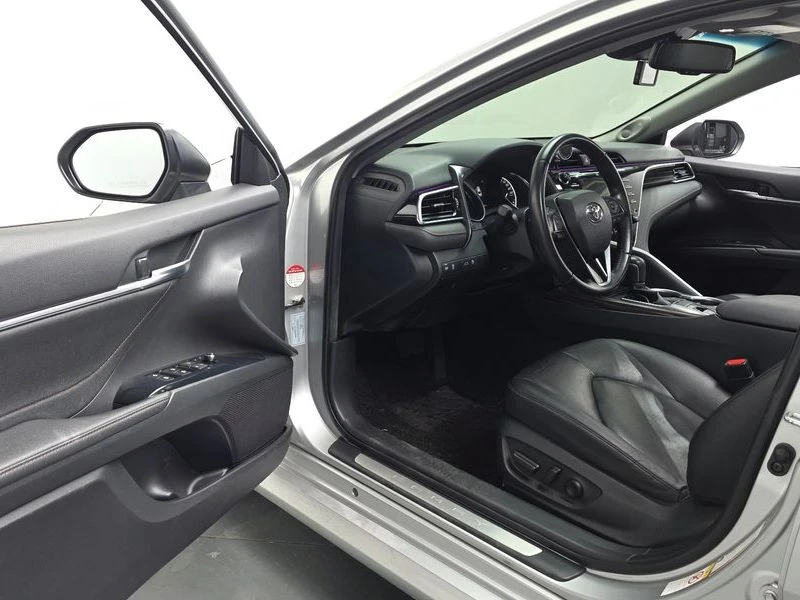 Toyota Camry 2.5 A25A-FKS Automatic, снимка 6 - Автомобили и джипове - 55662515