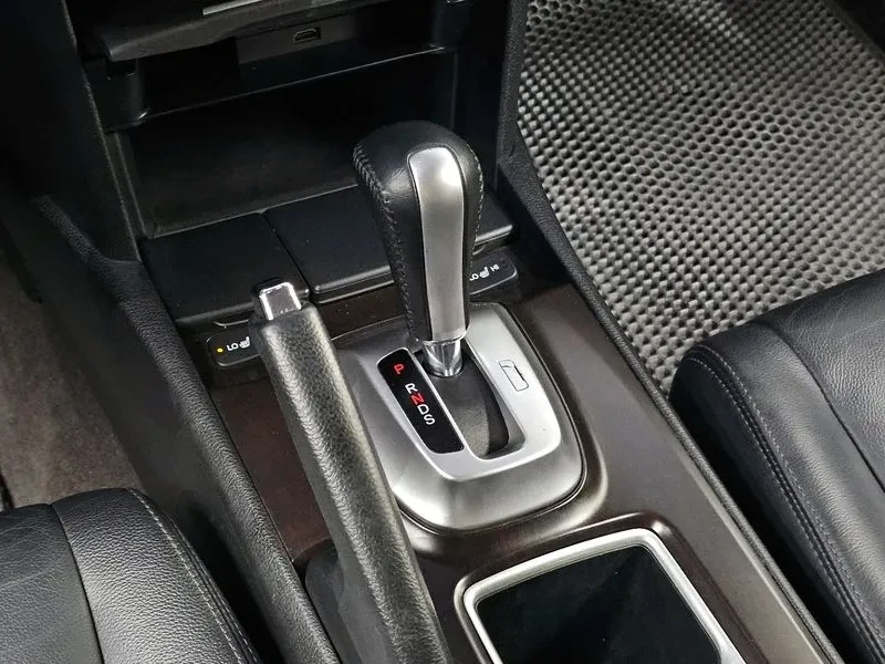 Honda Accord CROSSTOUR 3.5, снимка 9 - Автомобили и джипове - 55715337
