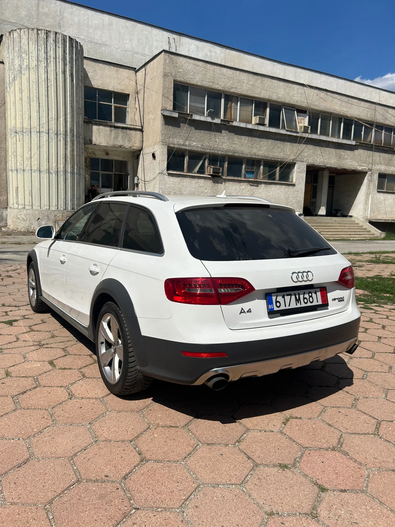 Audi A4 Allroad 2.0 TFSI - изображение 5