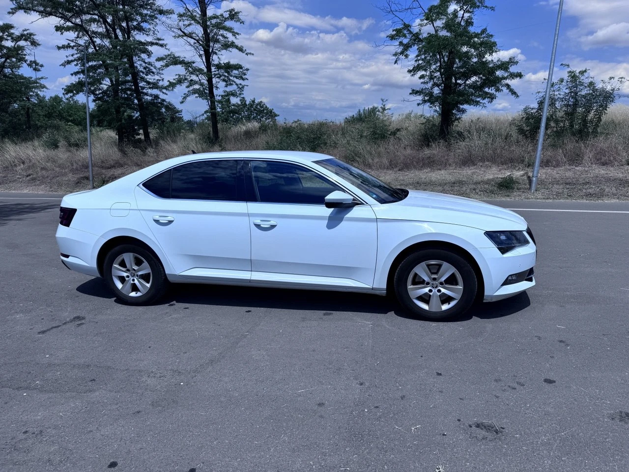 Skoda Superb 2.0 190кс * 4х4* DSG* NAVI*  - изображение 6