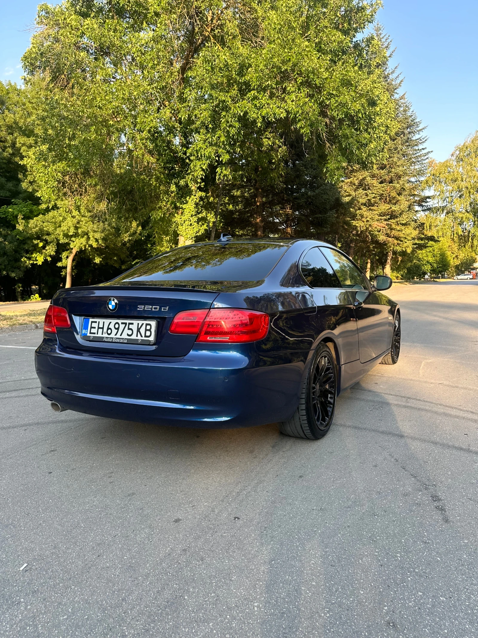 BMW 320  - изображение 6