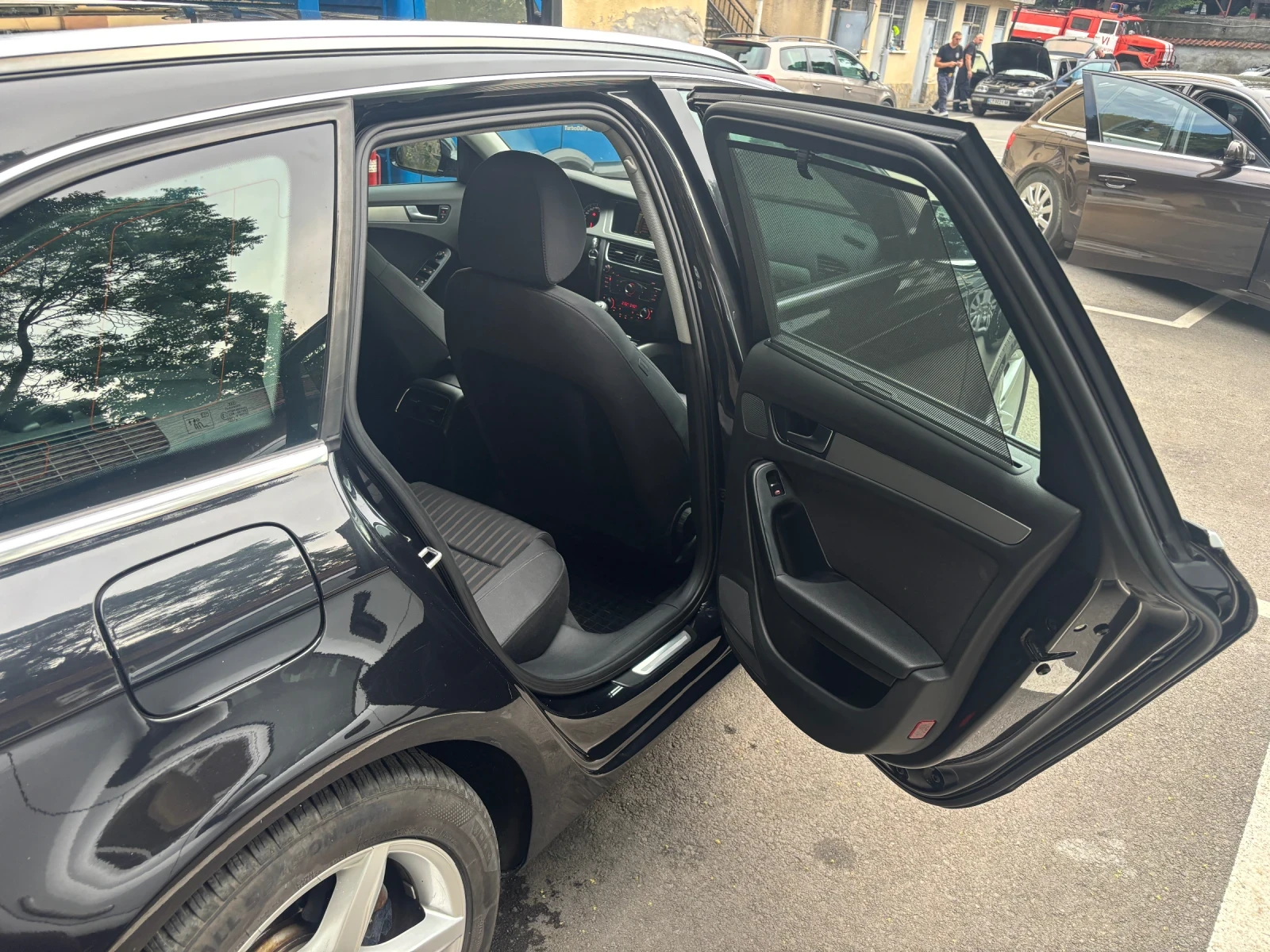 Audi A4 2.0TDI - изображение 9