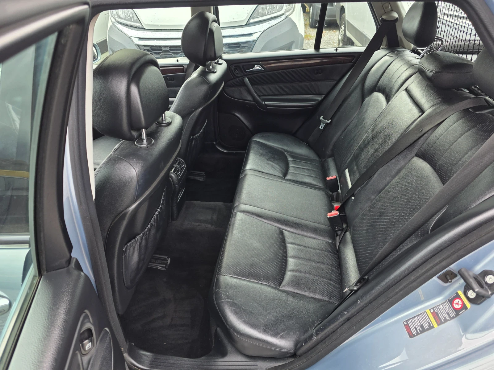 Mercedes-Benz C 350 3.5i  4 matic | Mobile.bg   14