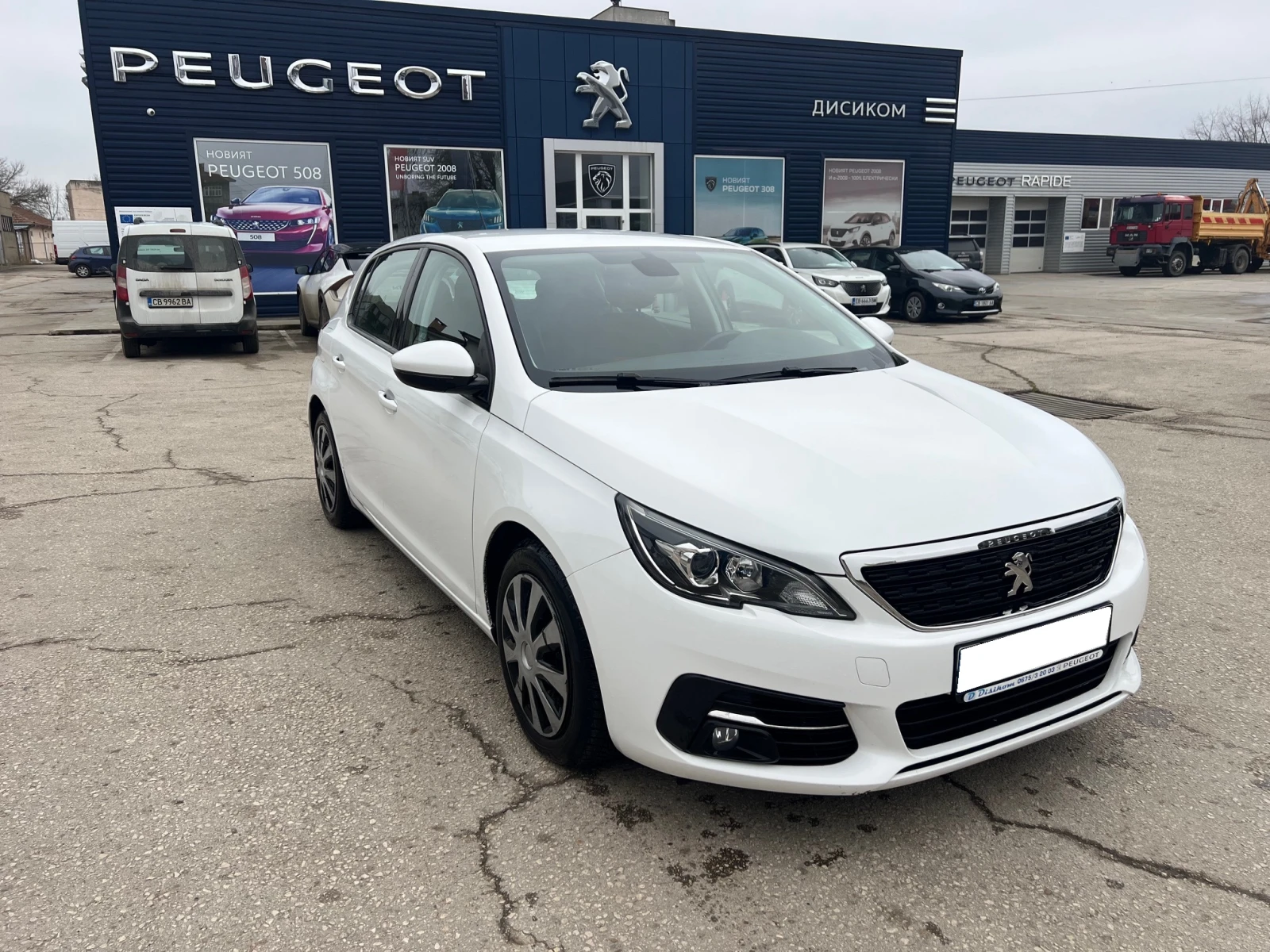Peugeot 308 1.5 e-HDi 102 - изображение 2