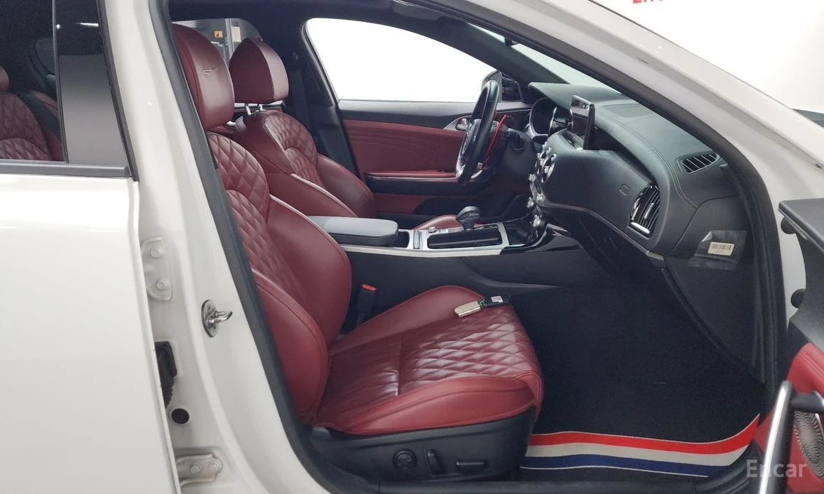 Kia Stinger 3.3 Masters Turbo GT* HARMAN KARDON* HEAD-UP* 360*, снимка 7 - Автомобили и джипове - 53988273