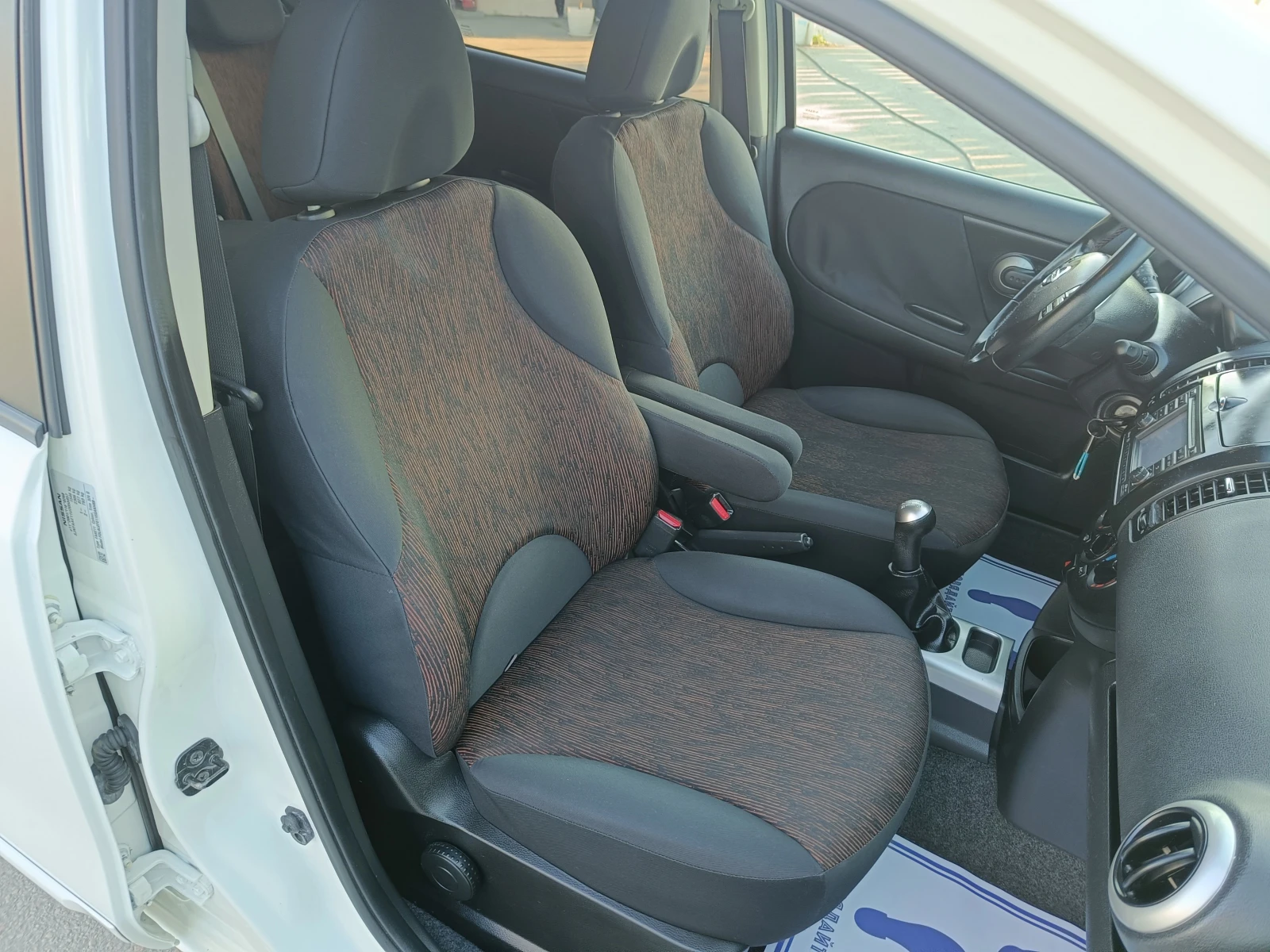 Nissan Note 1.4 GAZ 90, снимка 14 - Автомобили и джипове - 54316054