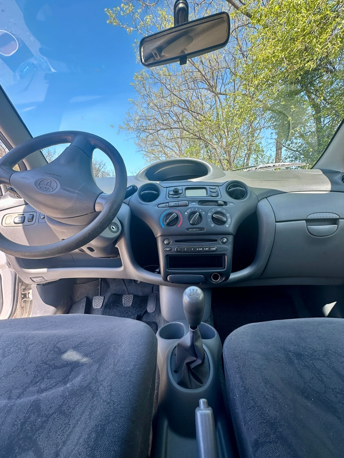 Toyota Yaris, снимка 2 - Автомобили и джипове - 54319928