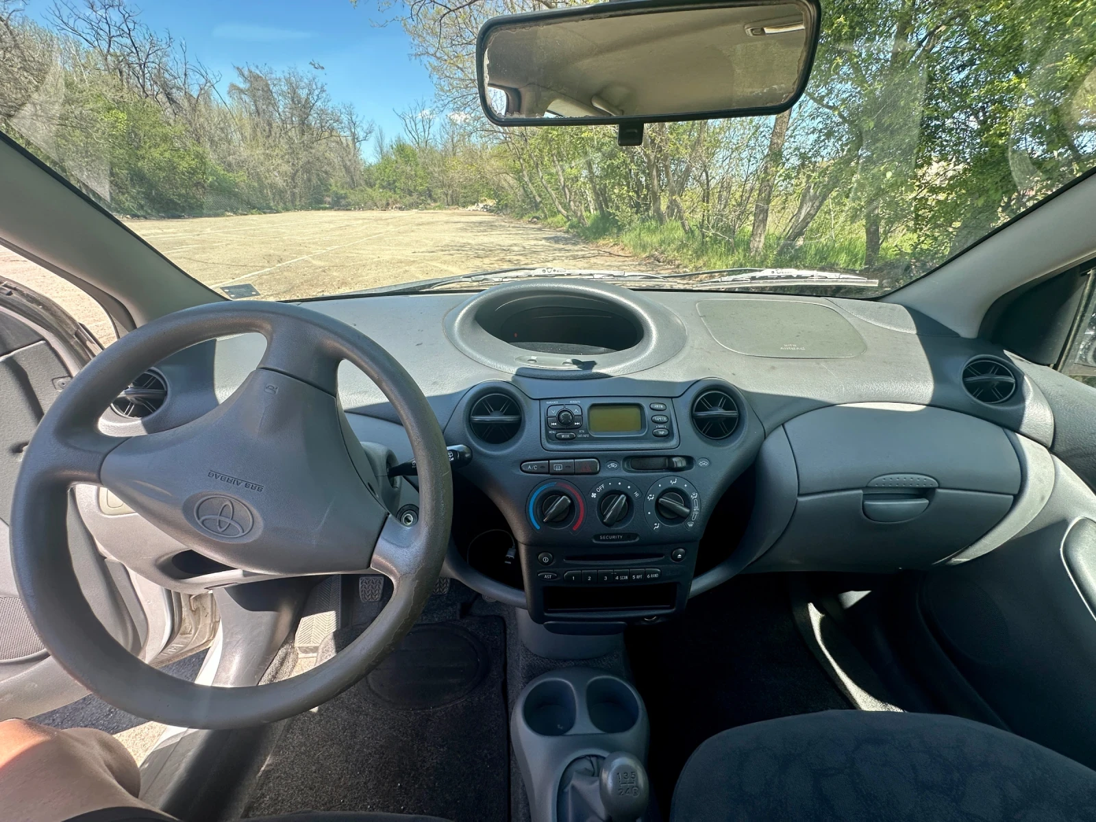 Toyota Yaris, снимка 3 - Автомобили и джипове - 54319928