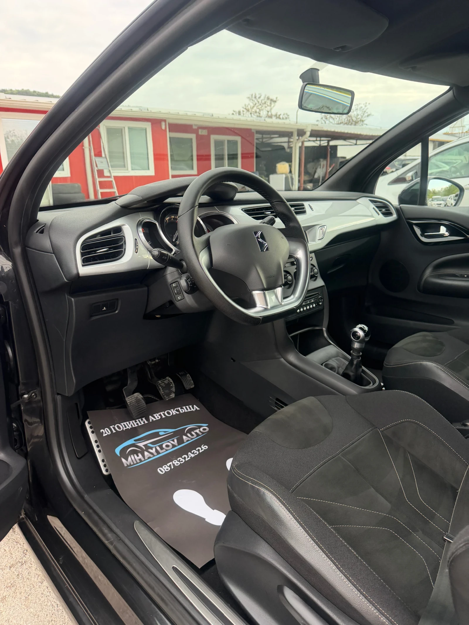 Citroen DS3 1.4HDI, снимка 10 - Автомобили и джипове - 54381879