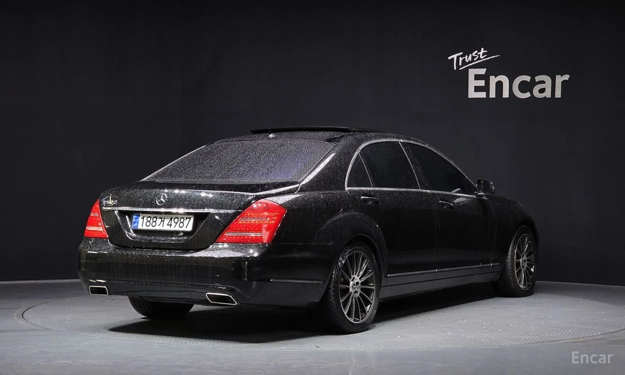 Mercedes-Benz S 500 5.5* V8* FACELIFT* ДИСТРОНИК* ПОДГРЕВ* ОБДУХВАНЕ* , снимка 2 - Автомобили и джипове - 54742844
