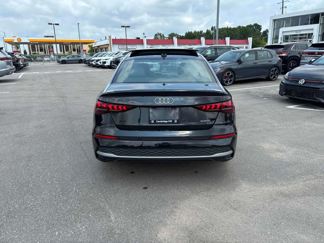 Audi A3 * CARFAX * БЕЗ ЗАБЕЛЕЖКА * ОТ ПРЕДСТАВИТЕЛСТВО, снимка 4 - Автомобили и джипове - 55579788