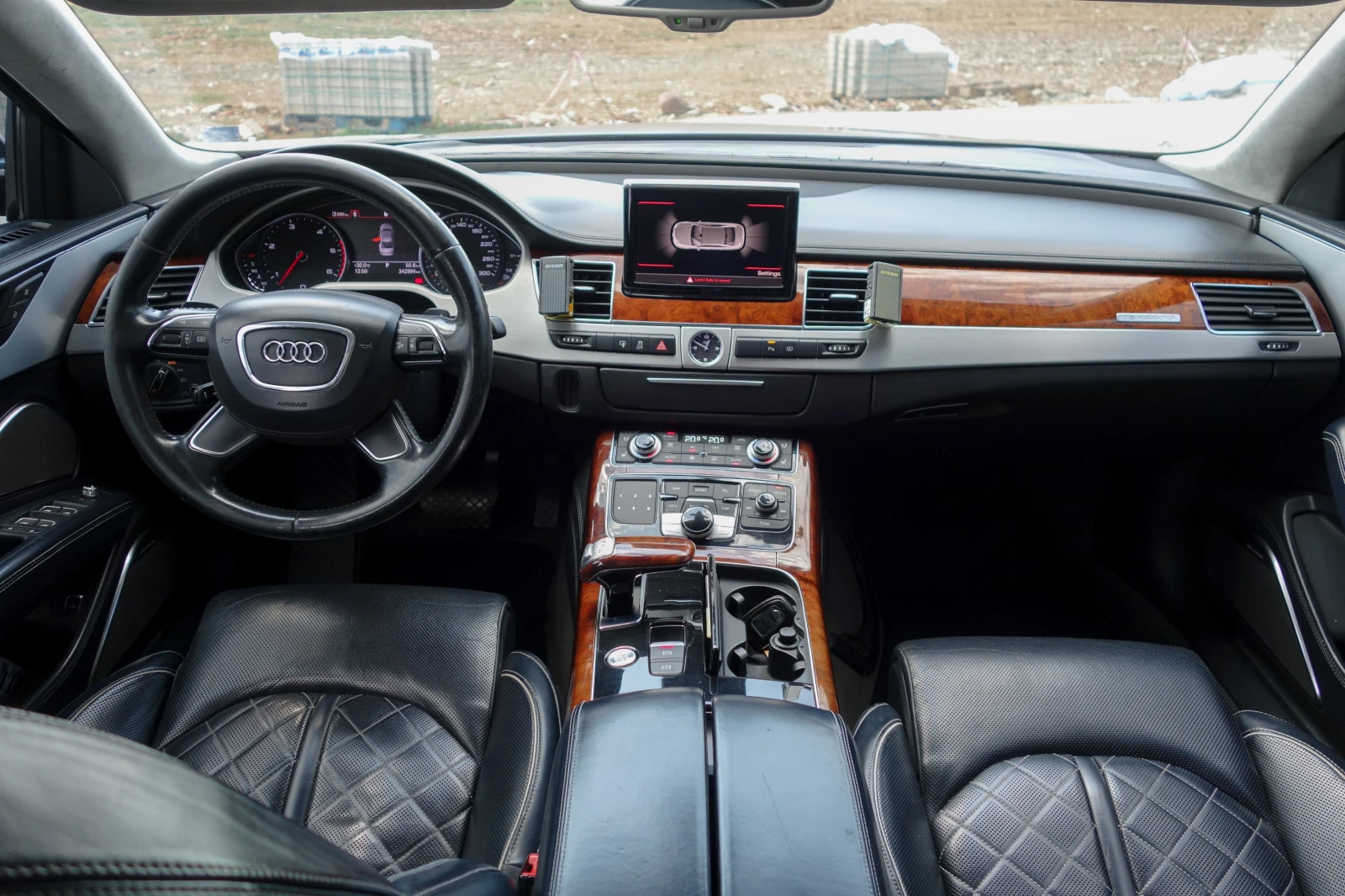 Audi A8 * 4.2 TDI quattro* СМЕНЕНИ ВЕРИГИ* МАСАЖИ* ОБДУХВА, снимка 13 - Автомобили и джипове - 55847046