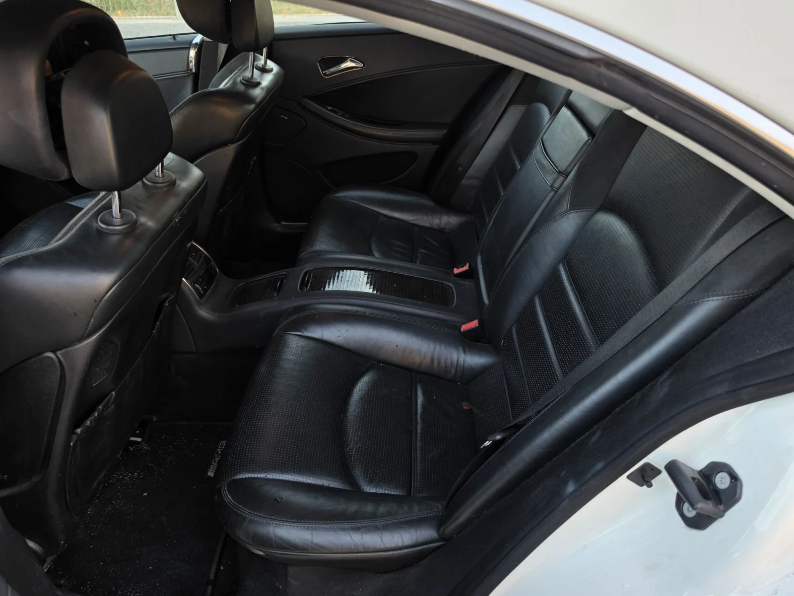 Mercedes-Benz CLS 63 AMG, снимка 9 - Автомобили и джипове - 56120733