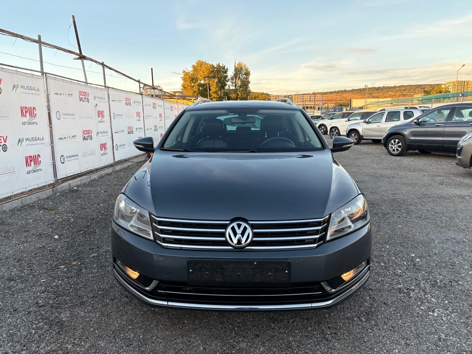 VW Passat 2.0 TDI 140 DSG 175.000 KM, снимка 2 - Автомобили и джипове - 56232991