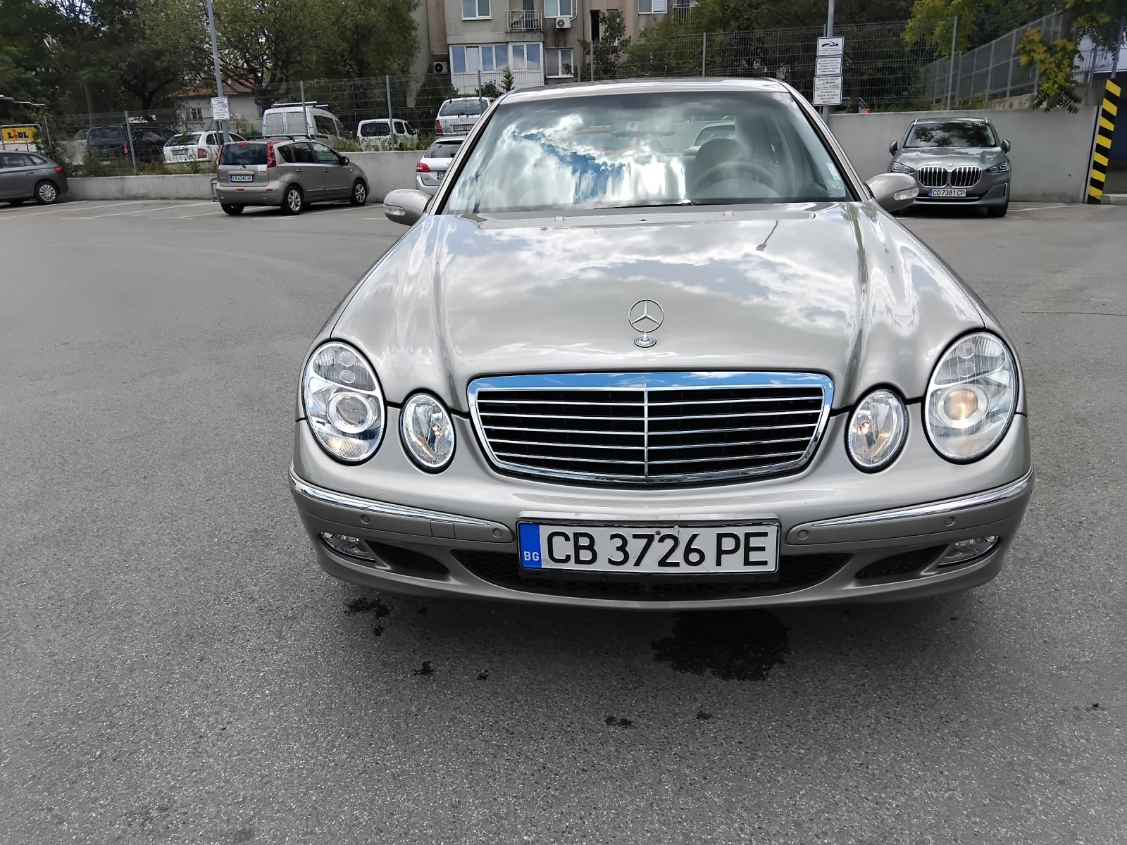 Mercedes-Benz 200