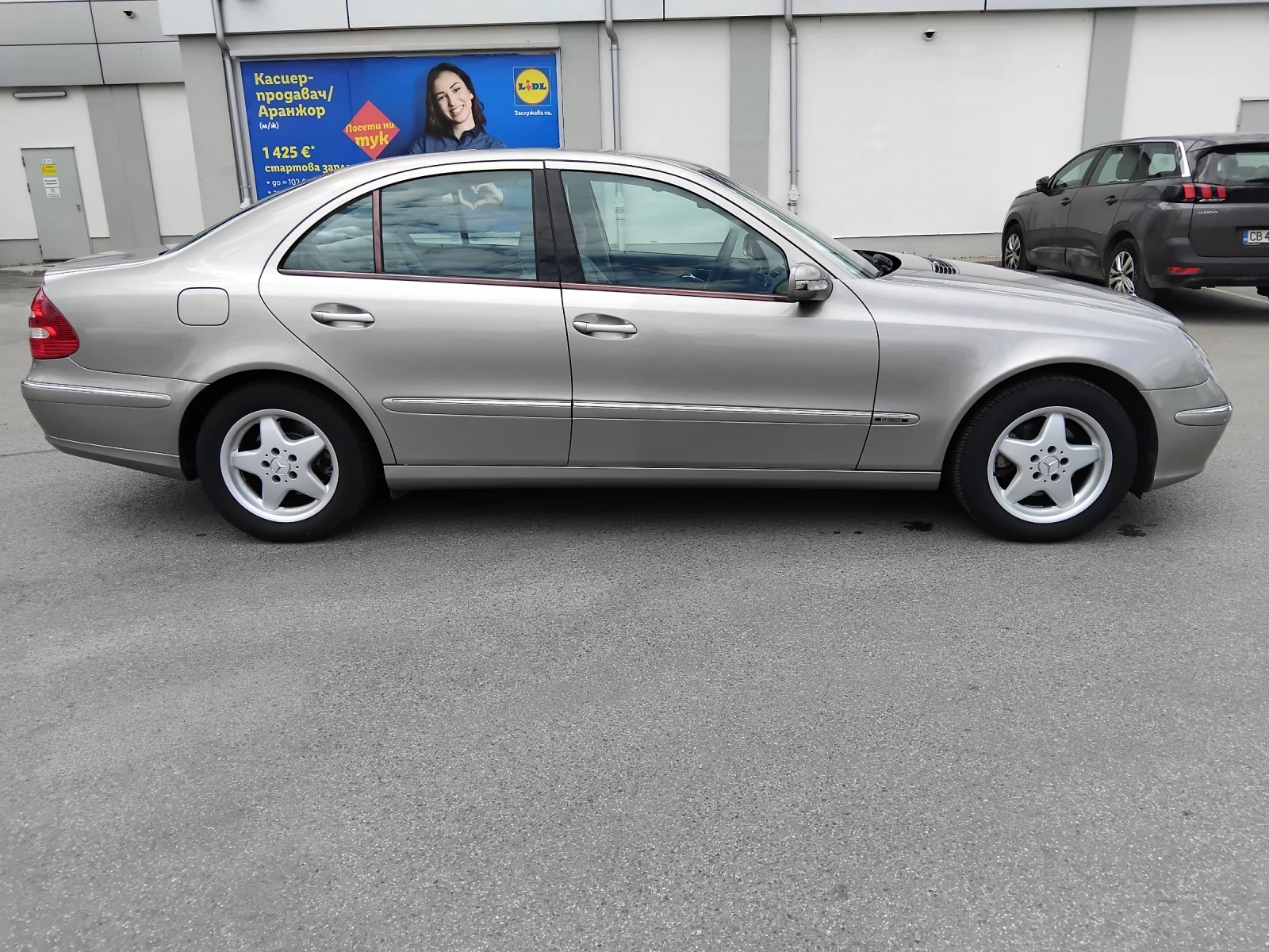 Mercedes-Benz 200, снимка 4 - Автомобили и джипове - 56524692