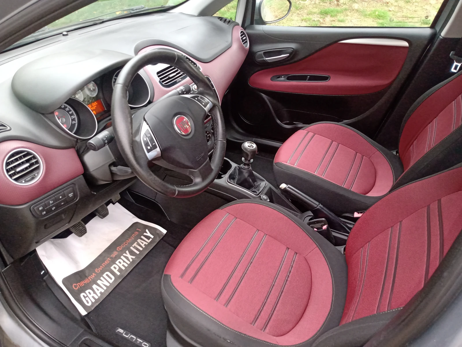 Fiat Punto EVO 1.4 77кс, снимка 10 - Автомобили и джипове - 56652846