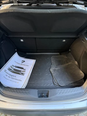 Toyota C-HR 1.8 Hybrid Lounge, Distronic, Keyless, e-CVT, снимка 16