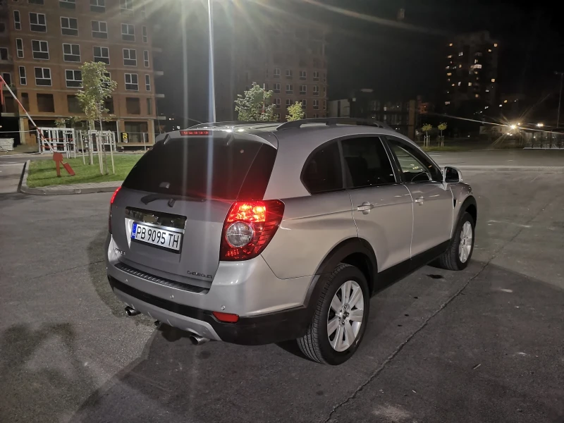 Chevrolet Captiva 2.0 cdi 4x4, снимка 11 - Автомобили и джипове - 47354059