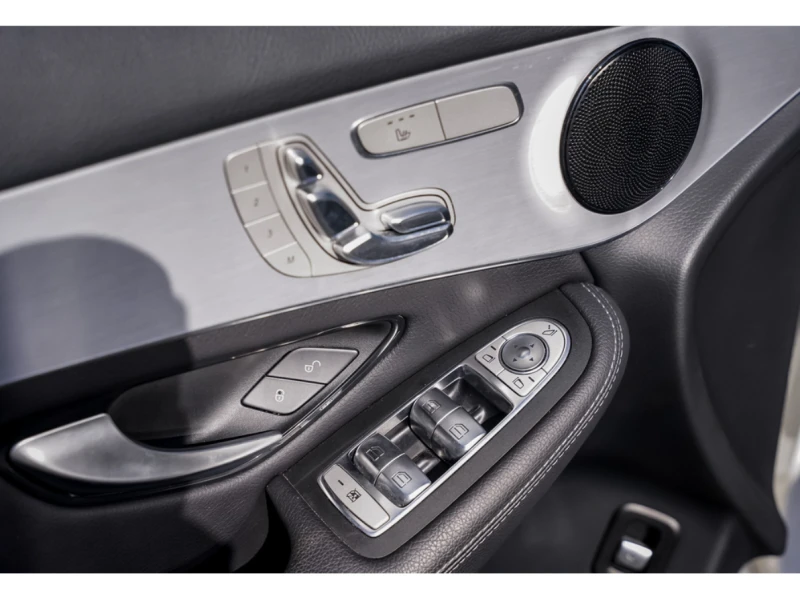 Mercedes-Benz GLC 300 2022 Mercedes-Benz GLC 300, снимка 11 - Автомобили и джипове - 50629897