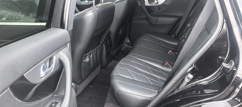 Infiniti Fx 30 3.0d s, снимка 12 - Автомобили и джипове - 52315820