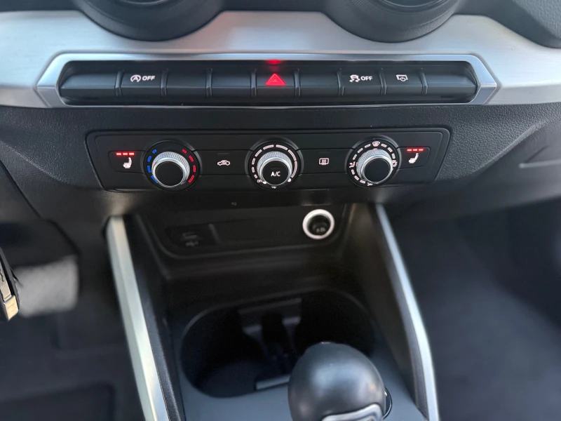 Audi Q2 1.6 TDI 116 ks TOP !!! Собствен лизинг , снимка 17 - Автомобили и джипове - 52721540