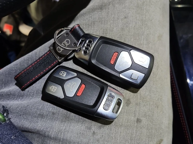 Audi SQ5 * TECHNIK * CARFAX * БЕЗ ПЪРВОНАЧАЛНА ВНОСКА, снимка 8 - Автомобили и джипове - 53043686