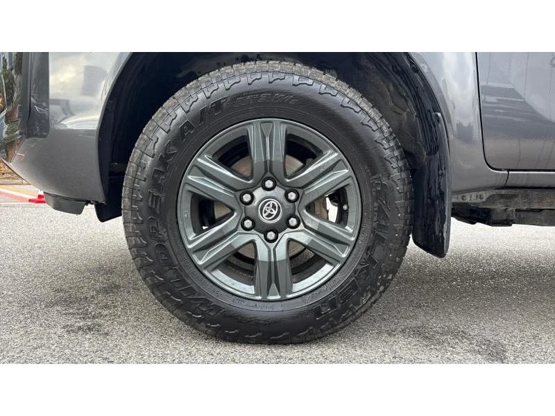 Toyota Hilux 2.4 D-4D CVT EXECUTIVE AWD | Mobile.bg � ����������� 16