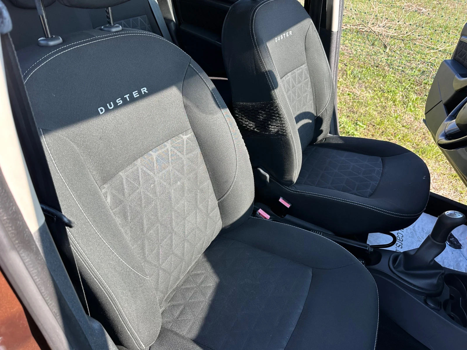 Dacia Duster 1.6 I  Газ/Бензин | Mobile.bg — изображение 12