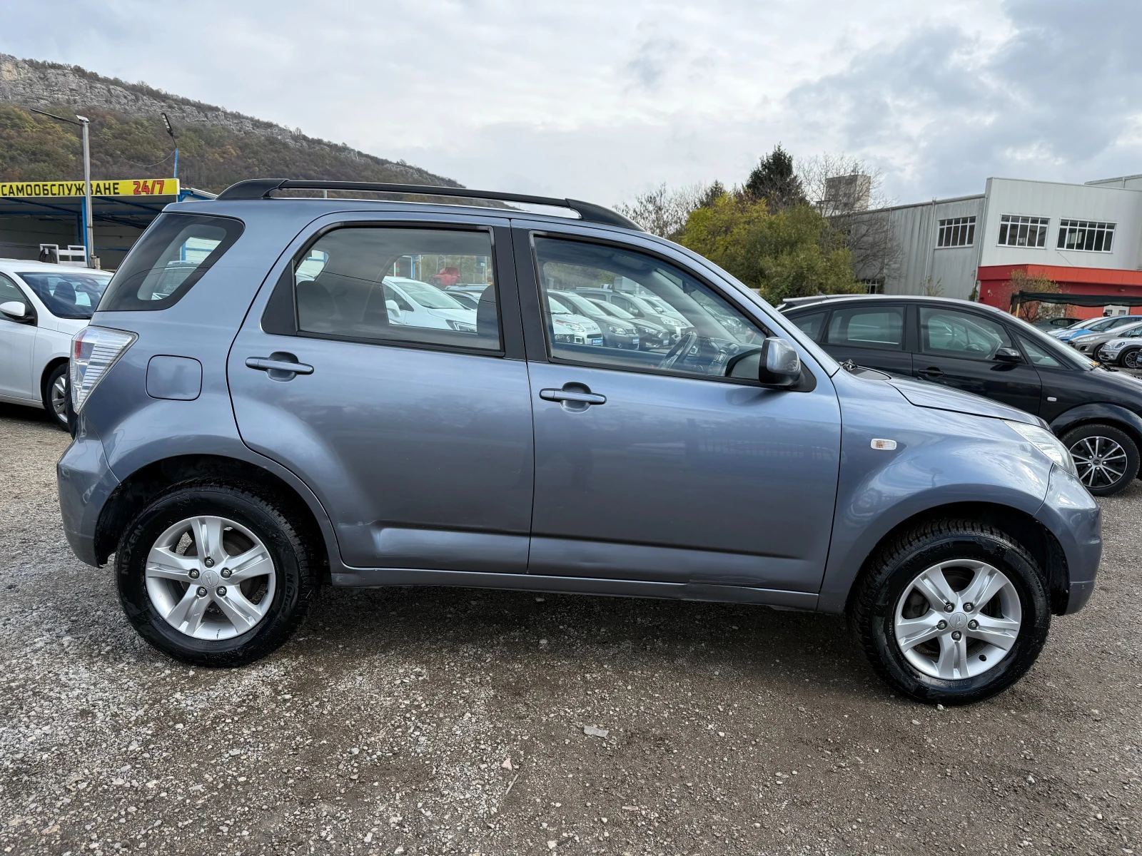 Daihatsu Terios 1.5i-газов инжекцион-4Х4-климатроник-блокаж - изображение 7