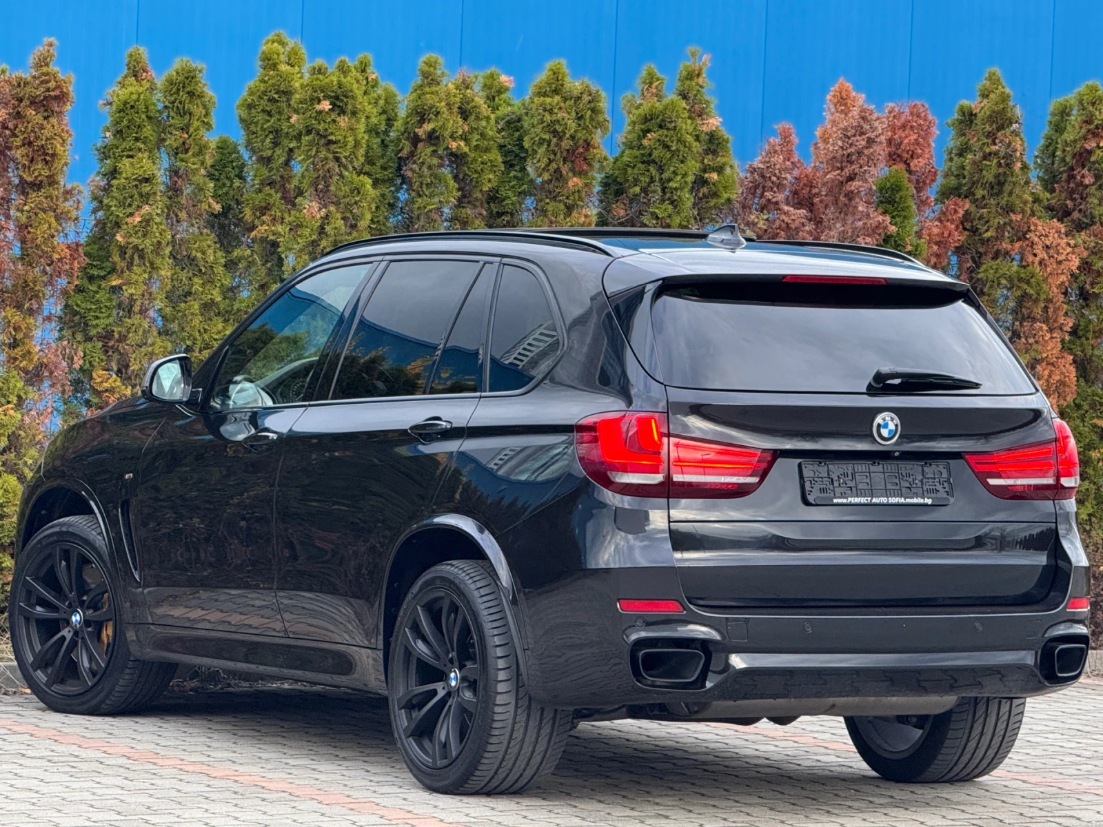 BMW X5 ///M50d-ВАКУМ-ДИСТРОНИК-LED-HEAD UP-ПАНОРАМА-FULL! - изображение 3