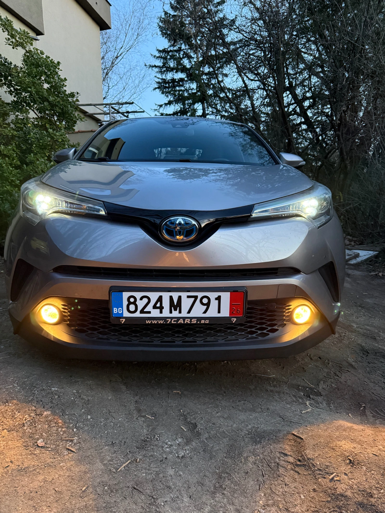 Toyota C-HR 1.8 Hybrid Lounge, Distronic, Keyless, e-CVT