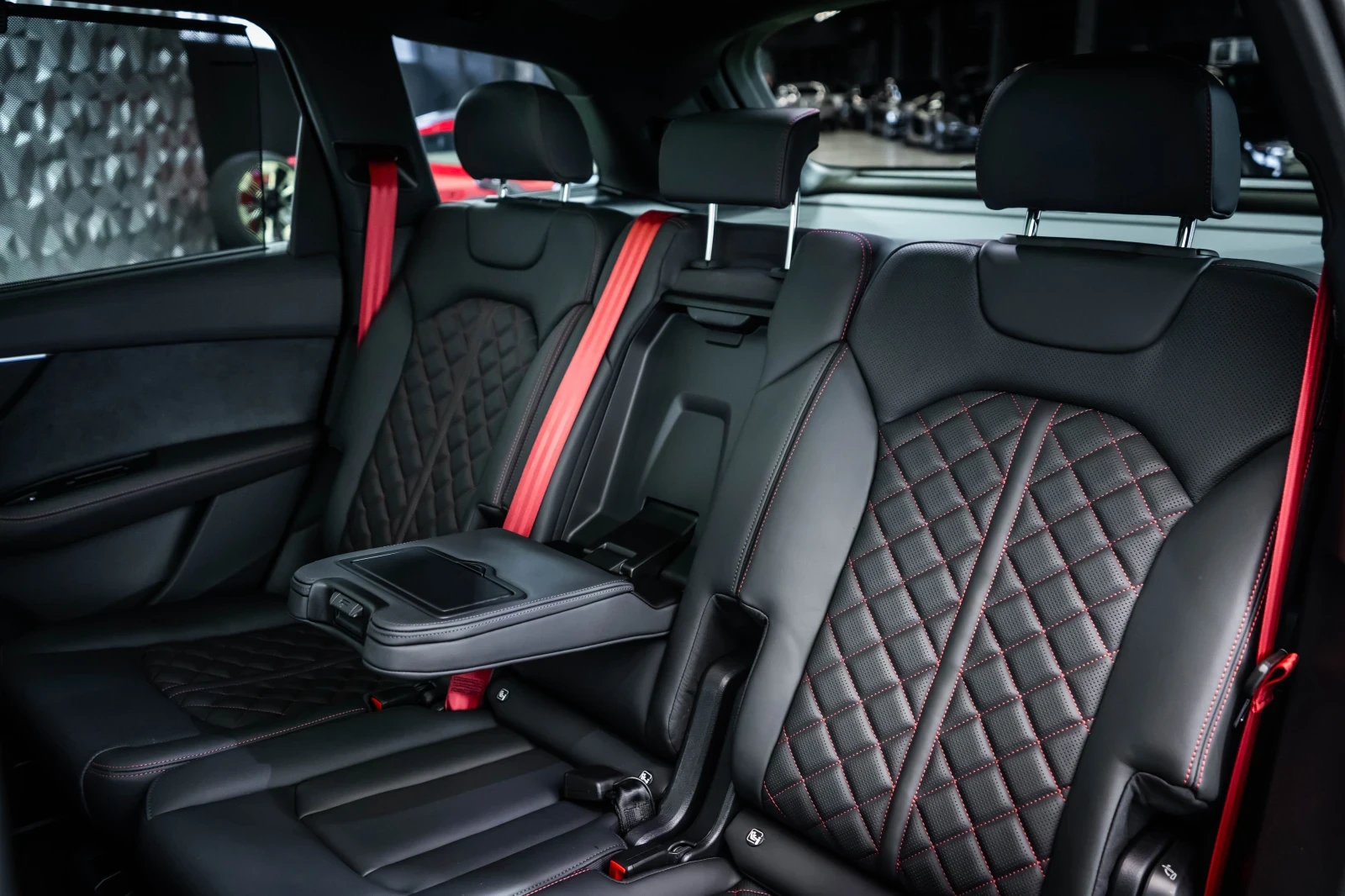 Audi SQ7 4.0 TFSI печка* панорама* B&O, снимка 11 - Автомобили и джипове - 54187723