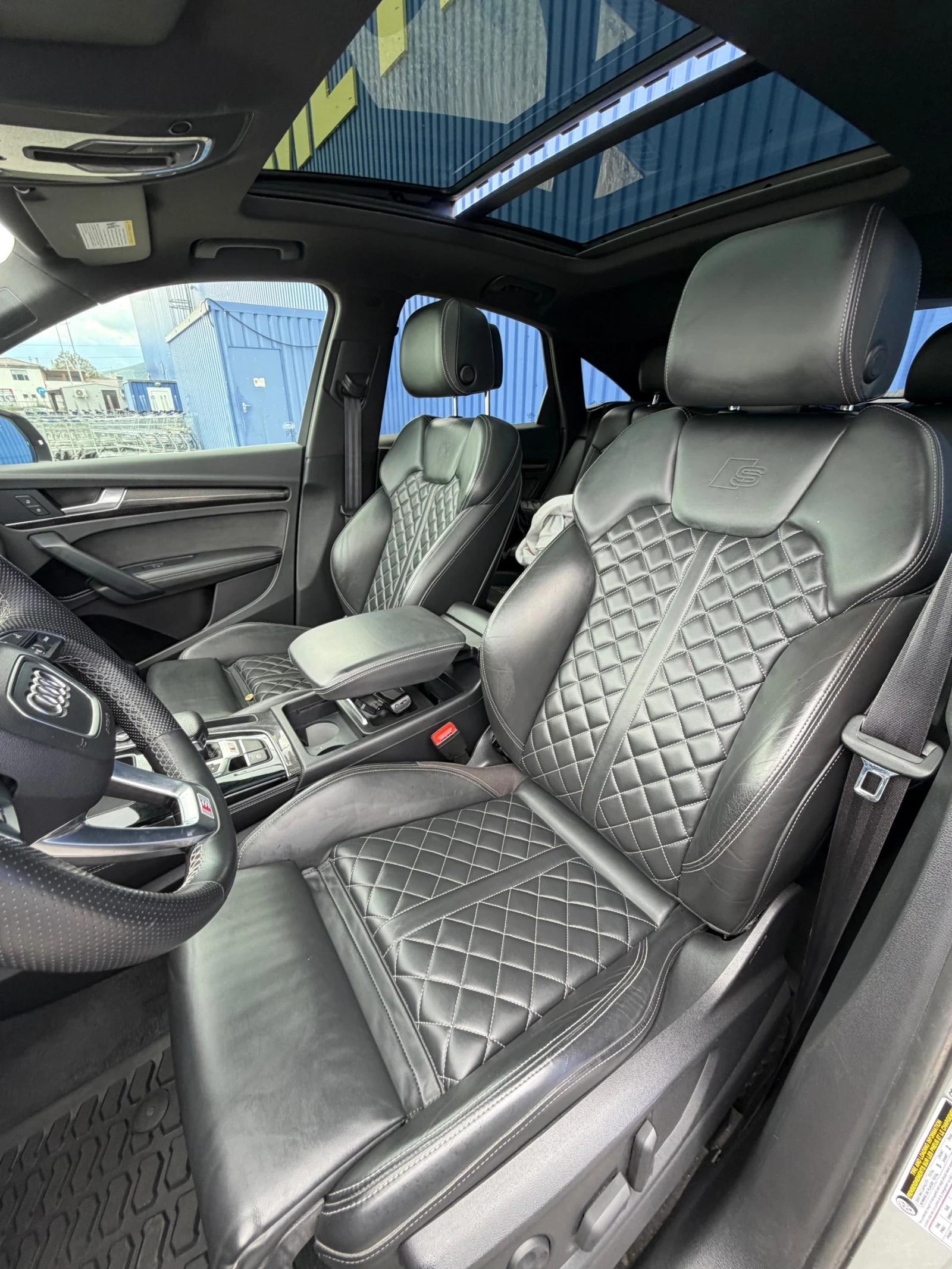 Audi SQ5 Sportback/ Technik /HUD /Distr/360 /3D B&O , снимка 8 - Автомобили и джипове - 54568965