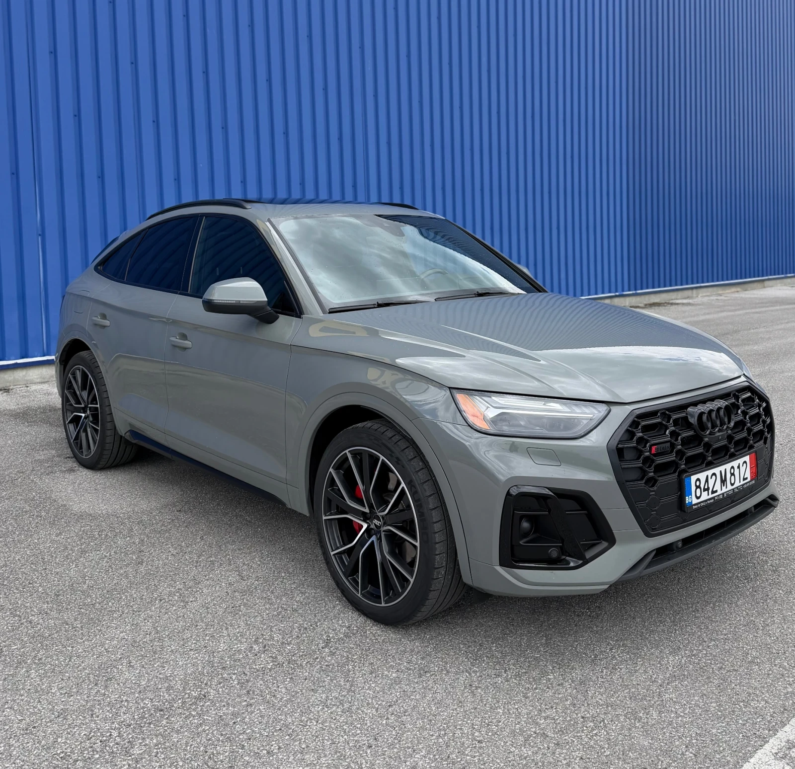Audi SQ5 Sportback/ Technik /HUD /Distr/360 /3D B&O , снимка 3 - Автомобили и джипове - 54568965
