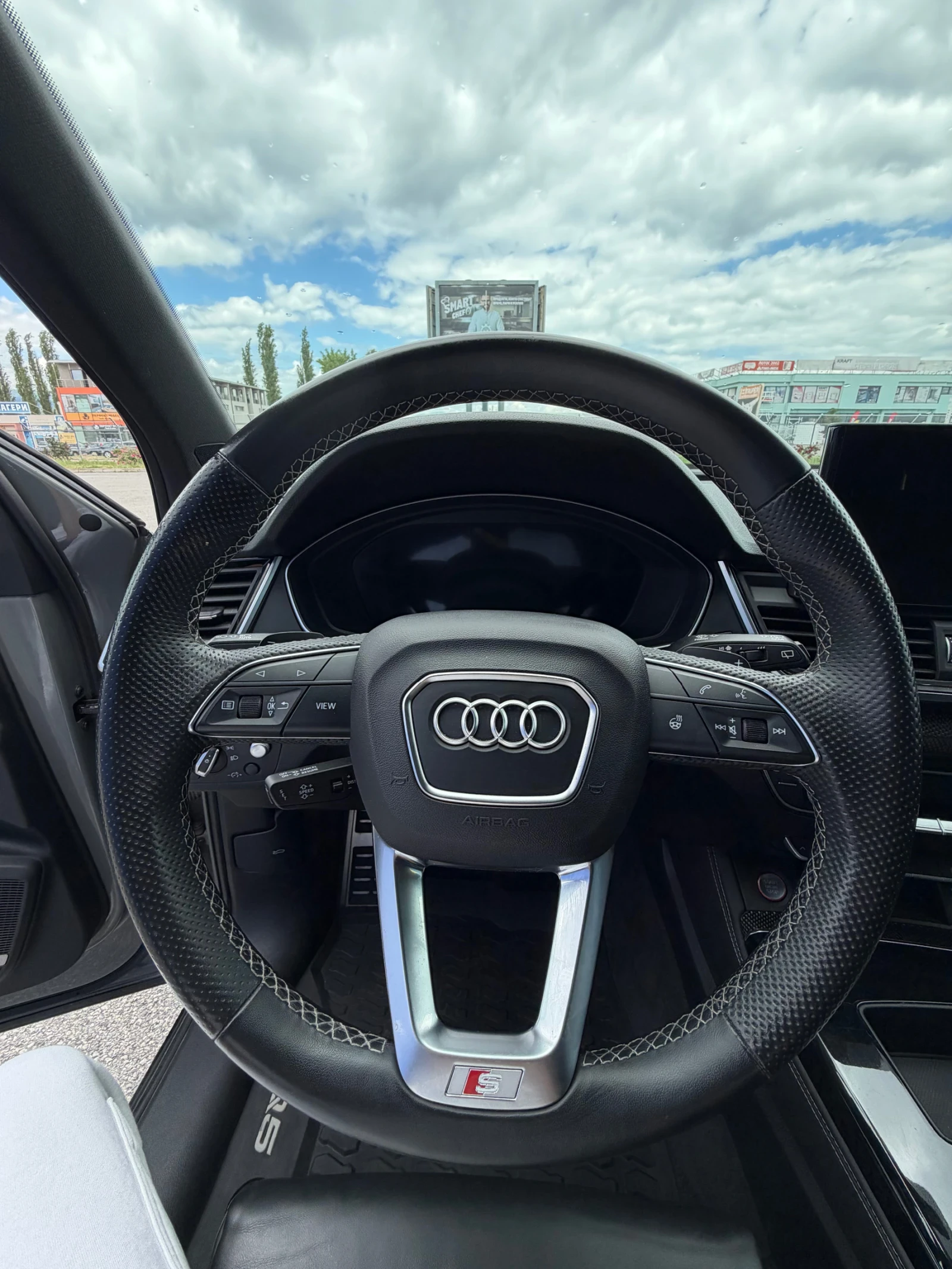 Audi SQ5 Sportback/ Technik /HUD /Distr/360 /3D B&O , снимка 11 - Автомобили и джипове - 54568965