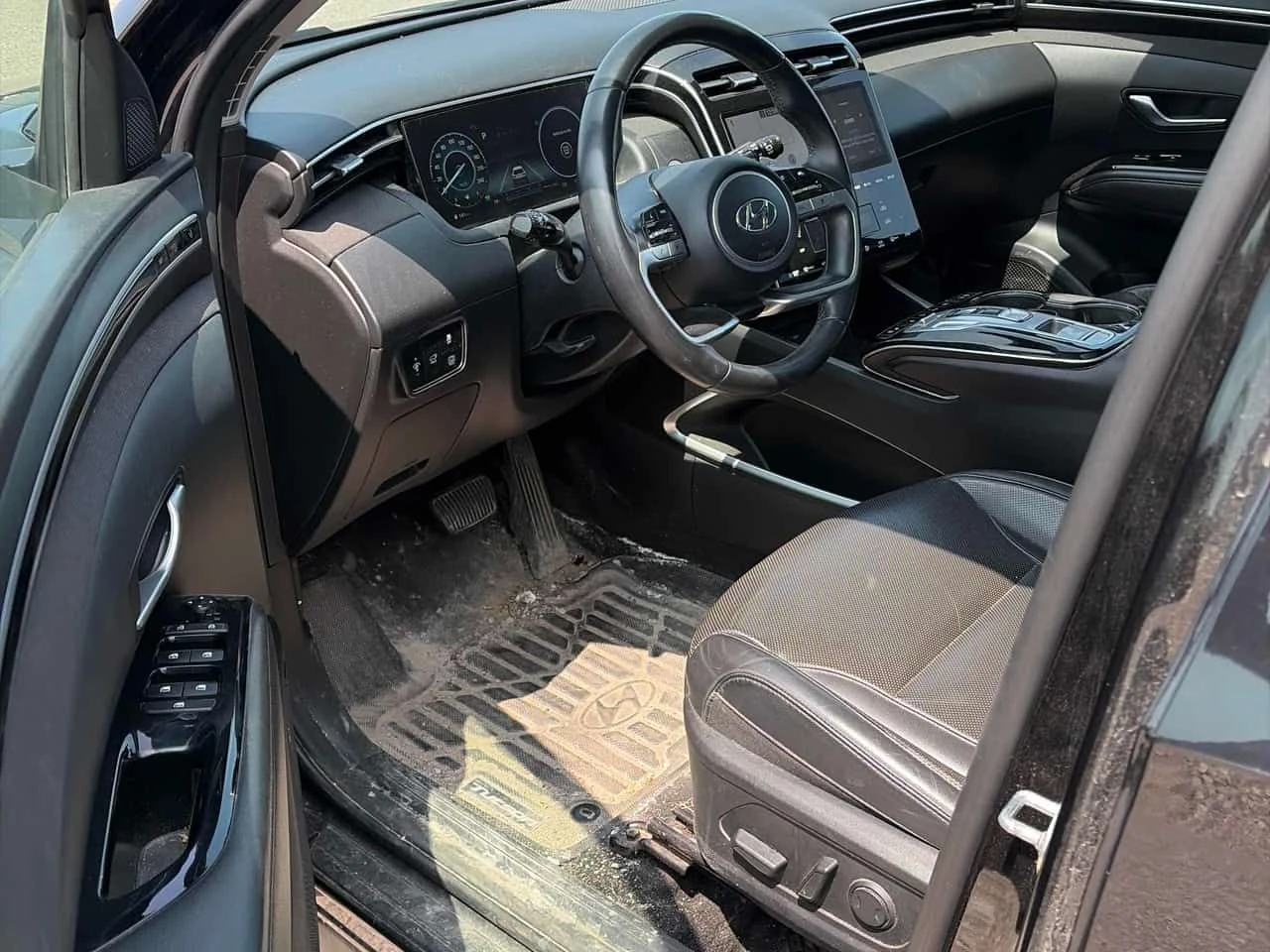 Hyundai Tucson Ultimate | CARFAX | АВТОКРЕДИТ БЕЗ ПЪРВОНАЧАЛНА , снимка 7 - Автомобили и джипове - 55434683
