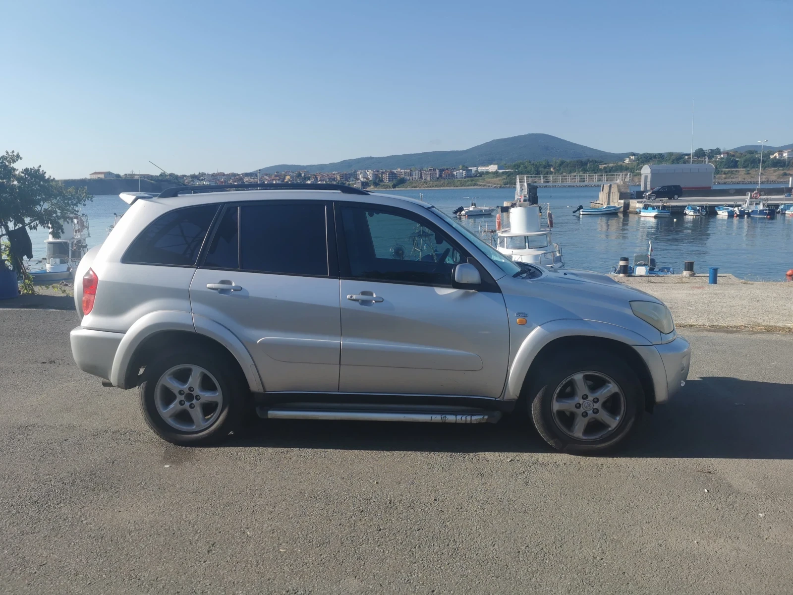 Toyota Rav4, снимка 4 - Автомобили и джипове - 55471299