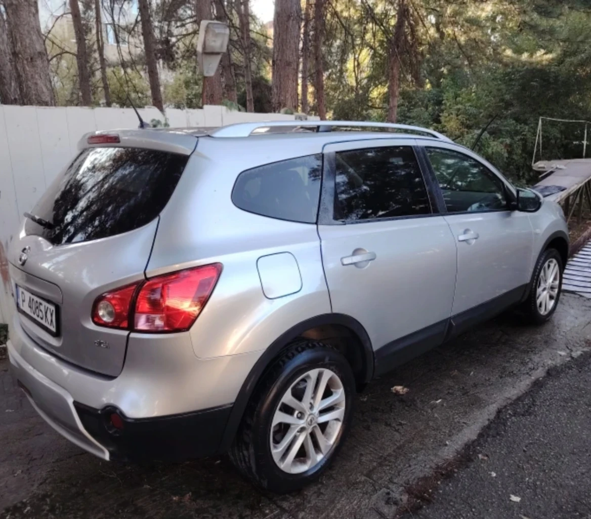 Nissan Qashqai + 2 Панорама, снимка 2 - Автомобили и джипове - 55717734